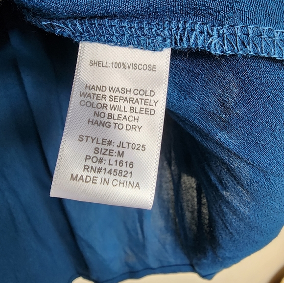 Listicle Boho Blouse Top Women's M Blue Embroidered On Off Shoulder Flowy - Picture 8 of 9